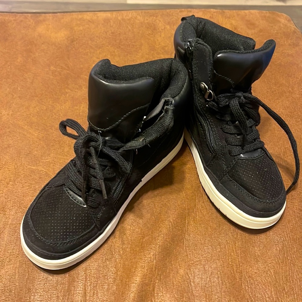 Boy black boots